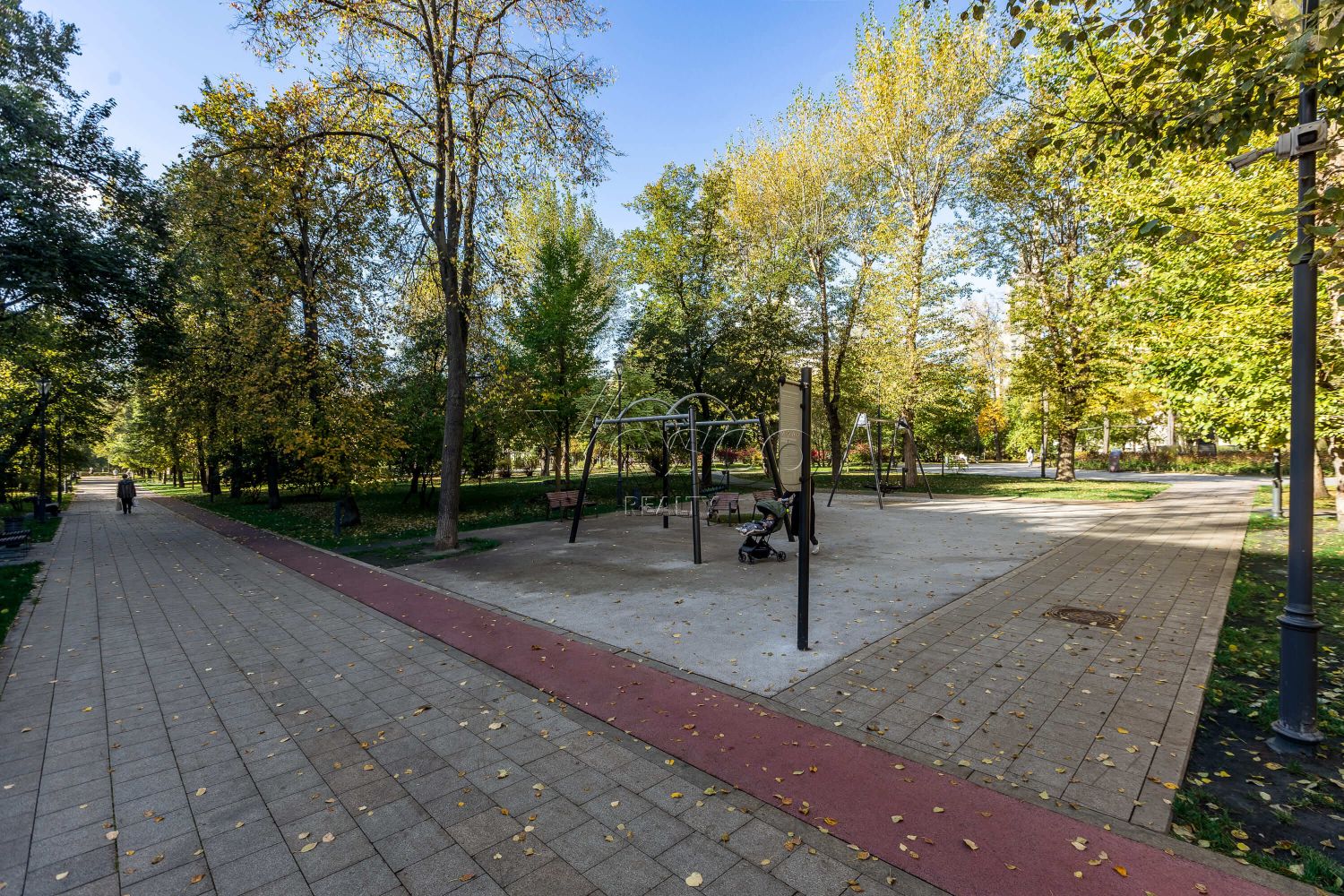 Квартира площадью 200 м²