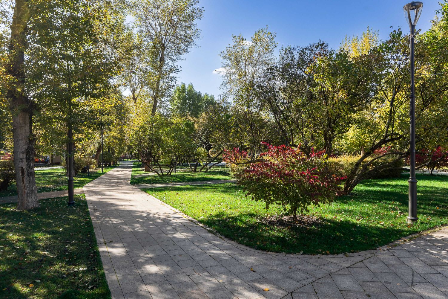 Квартира площадью 200 м²