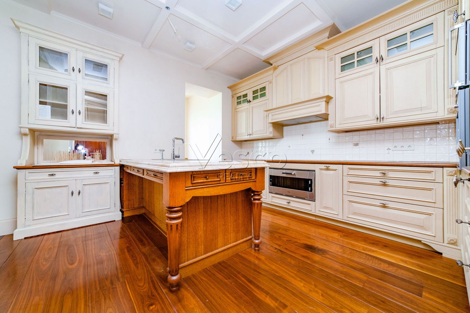 Квартира в Московской области площадью 450 м²
