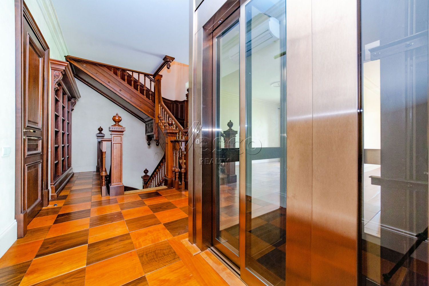 Квартира в Московской области площадью 450 м²