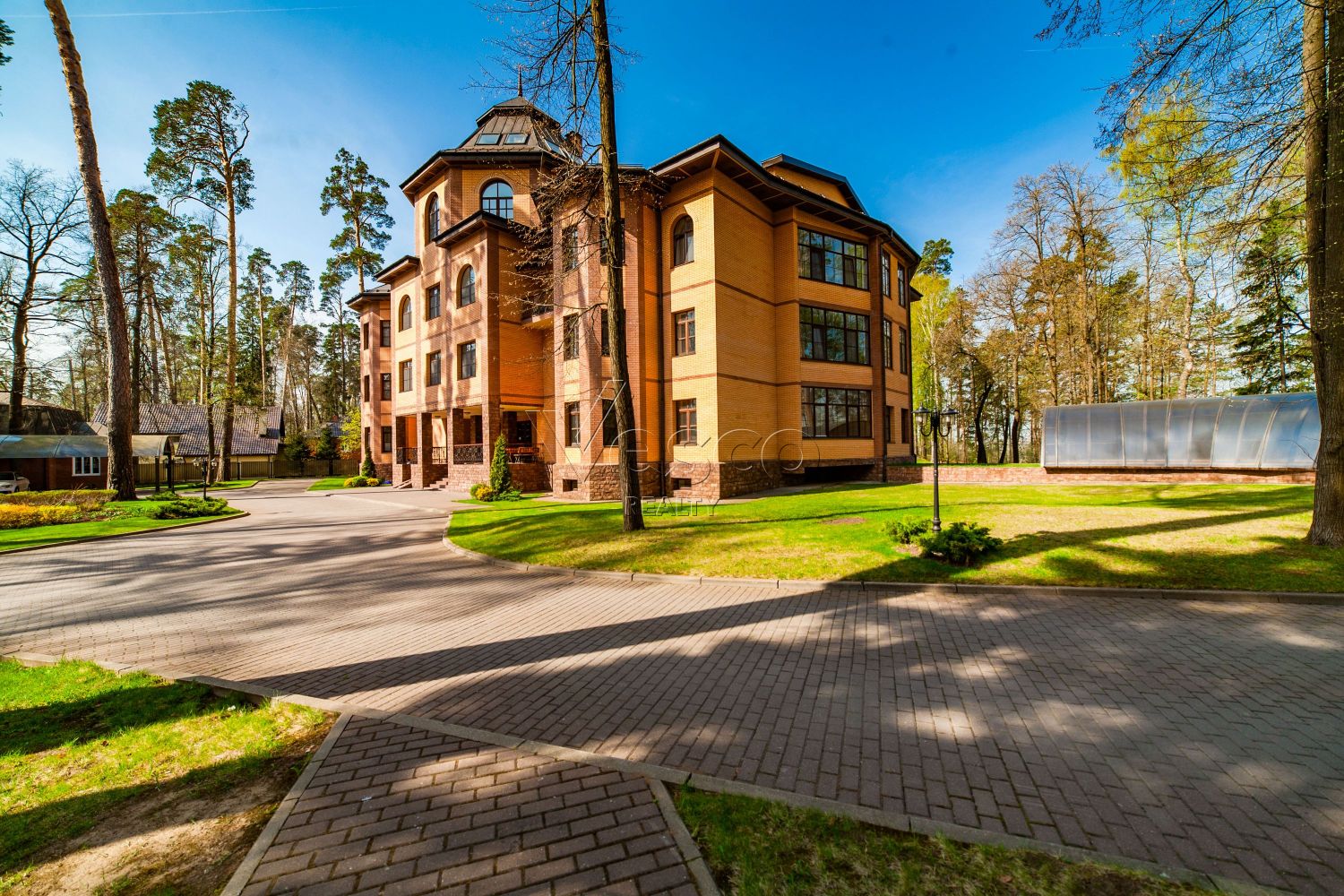 Квартира в Московской области площадью 450 м²