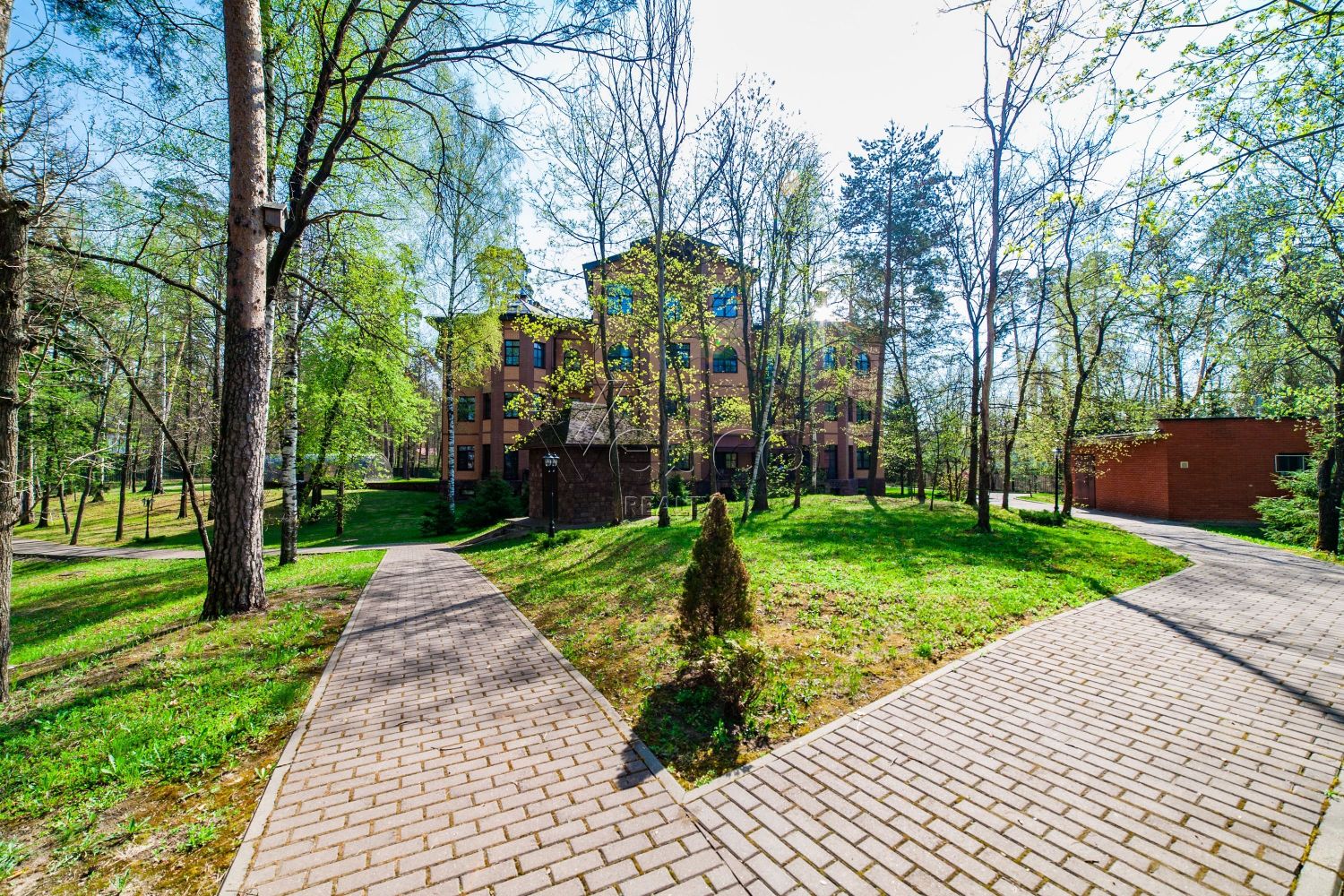 Квартира в Московской области площадью 450 м²