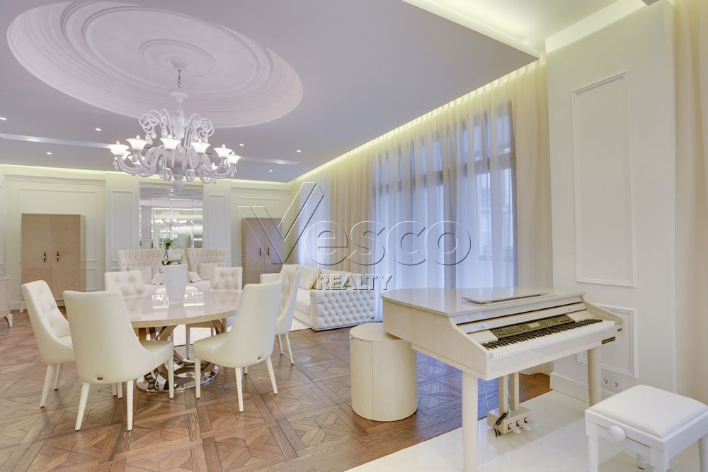 Квартира площадью 202.4 м²