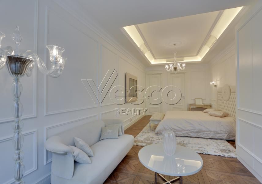 Квартира площадью 202.4 м²