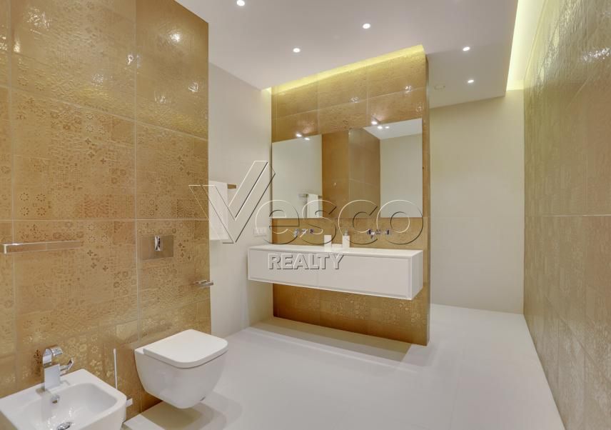 Квартира площадью 202.4 м²