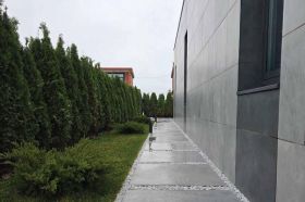 Новый компактный коттедж под отделку