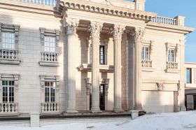 Роскошный особняк в классическом стиле