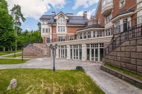Резиденция в престижном месте Москвы