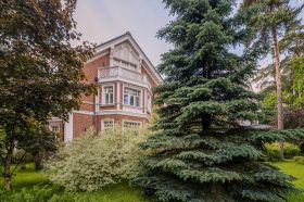 Особняк в классическом английском стиле