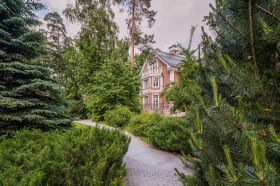 Особняк в классическом английском стиле