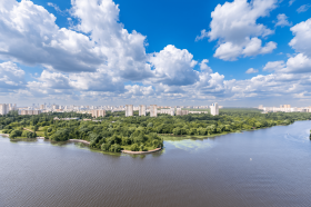 Видовая квартира с террасой и ремонтом в ЖК «Акватория»