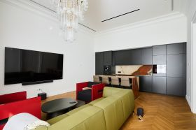 Апартаменты с дизайнерским ремонтов в клубном комплексе класса de luxe