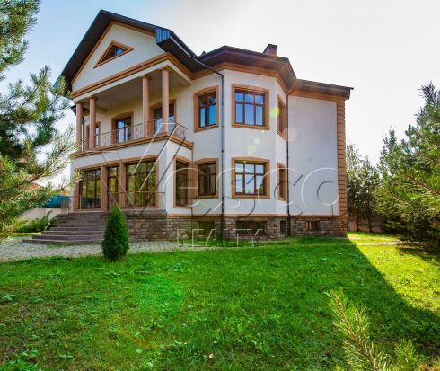 Дом в классическом стиле