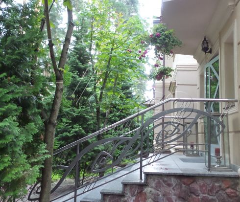 Роскошный особняк в ОКП Красная поляна