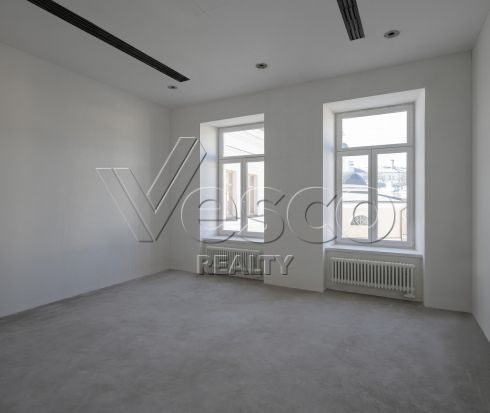Вилла с личной террасой на крыше в центре Москвы