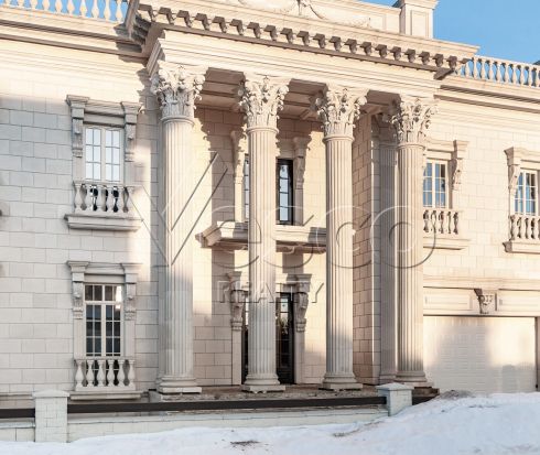 Роскошный особняк в классическом стиле