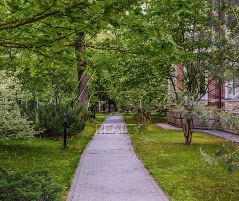 Особняк в классическом английском стиле