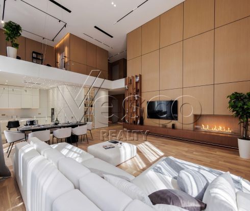 Шикарный коттедж с дизайнерским ремонтом в лесу у озера