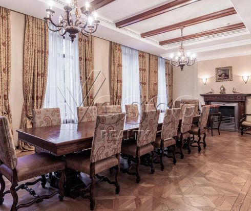 Резиденция на лесном участке