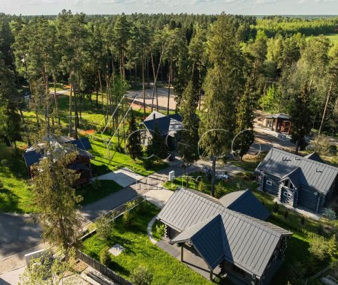 Живописный участок 18,7 сотки в клубном КП вблизи Горки-10