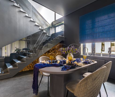 Готовый дом в камерном поселке в окружении леса