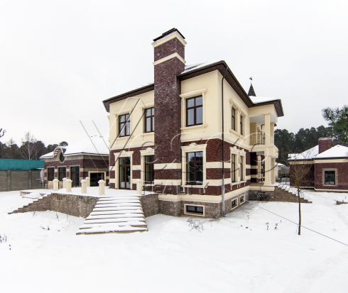 Дом под отделку для большой семьи