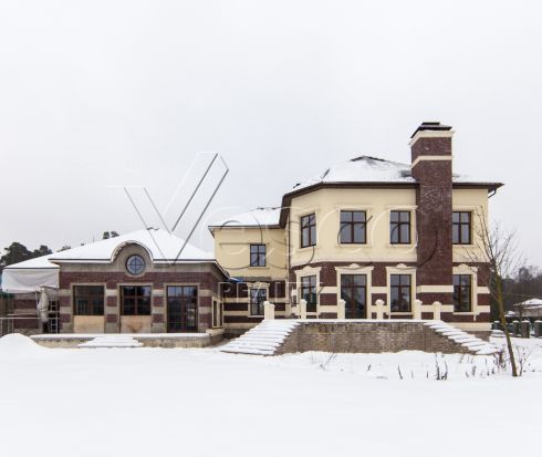Дом под отделку для большой семьи