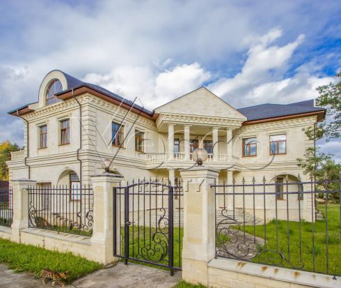 Усадьба Черкасского под отделку в элитном поселке