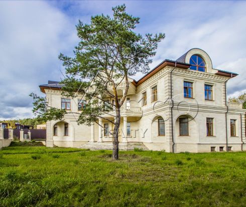 Усадьба Черкасского под отделку в элитном поселке