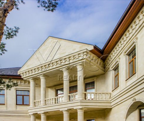 Усадьба Черкасского под отделку в элитном поселке