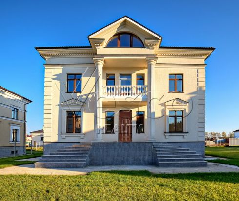 Коттедж в охраняемом коттеджном поселке "Успенские Усадьбы"